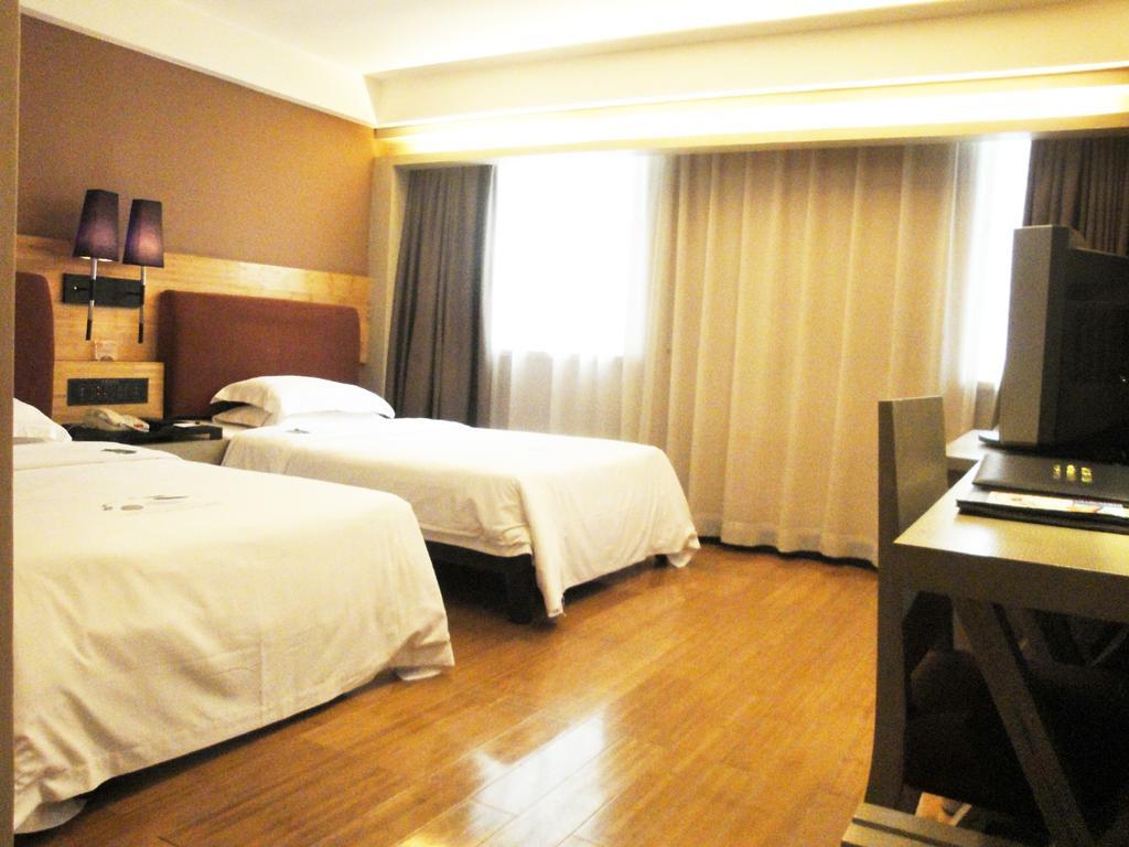 גואנגג'ואו It World Hotel חדר תמונה